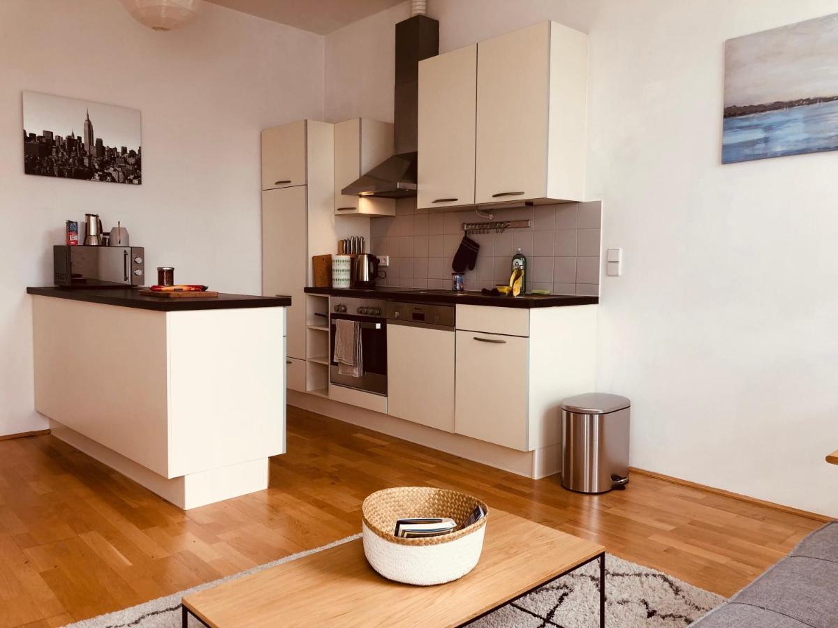 Helle 4 Zimmer Familien-Wohnung Mit Balkon! Schloss Schonbrunn In Gehdistanz فيينا المظهر الخارجي الصورة